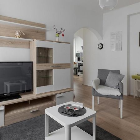 Lisinski Apartment With Private Parking 자그레브 외부 사진