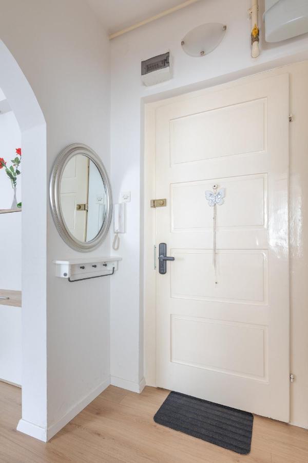Lisinski Apartment With Private Parking 자그레브 외부 사진
