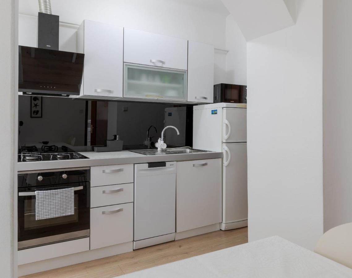 Lisinski Apartment With Private Parking 자그레브 외부 사진