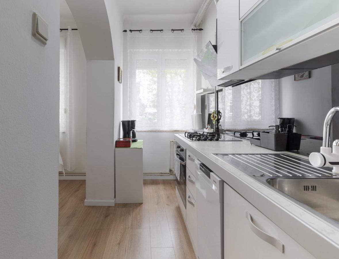 Lisinski Apartment With Private Parking 자그레브 외부 사진